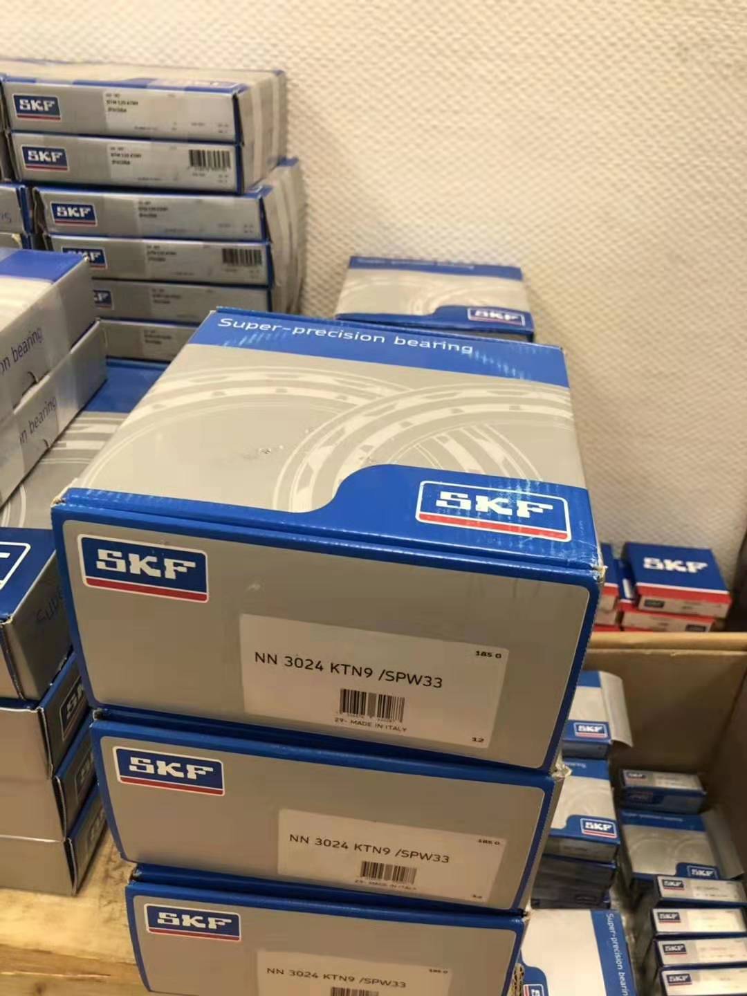 SKF 240/850ECAK30/W33 球面滚子轴承, 圆柱和圆锥孔, 圆锥型内孔, 无密封件